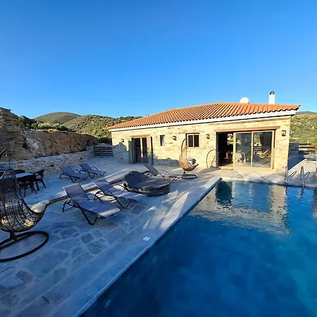 Bellevia Stone Pool 빌라 Kouvelles