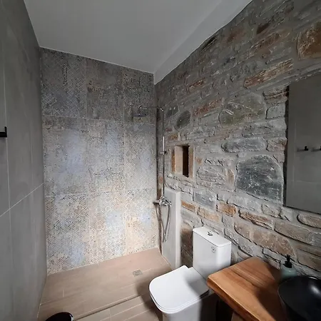 Βίλα Bellevia Stone Pool *