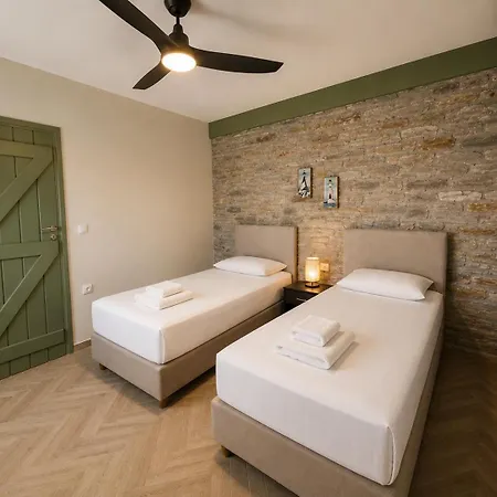 Villa Bellevia Stone Pool *